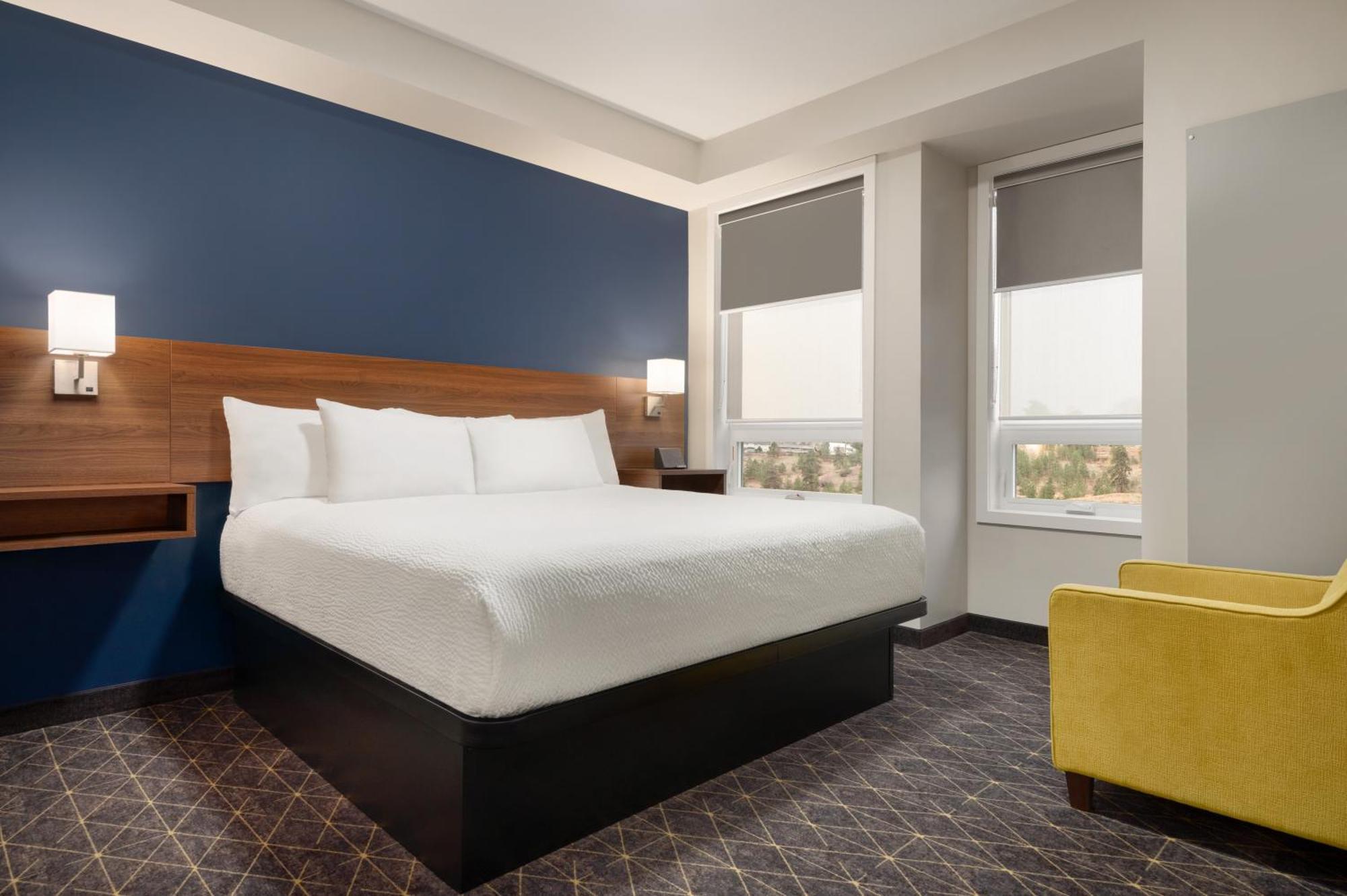 Park Inn By Radisson, Kelowna Esterno foto